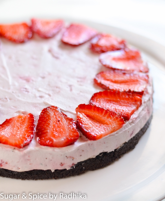 Strawberry and Oreo Cheesecake